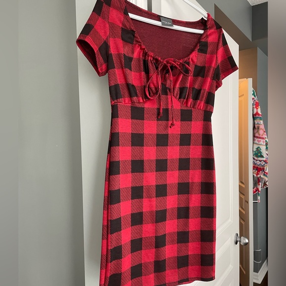 NWOT- Olivia Rae Mini Red/Black Check Dress - Picture 5 of 6